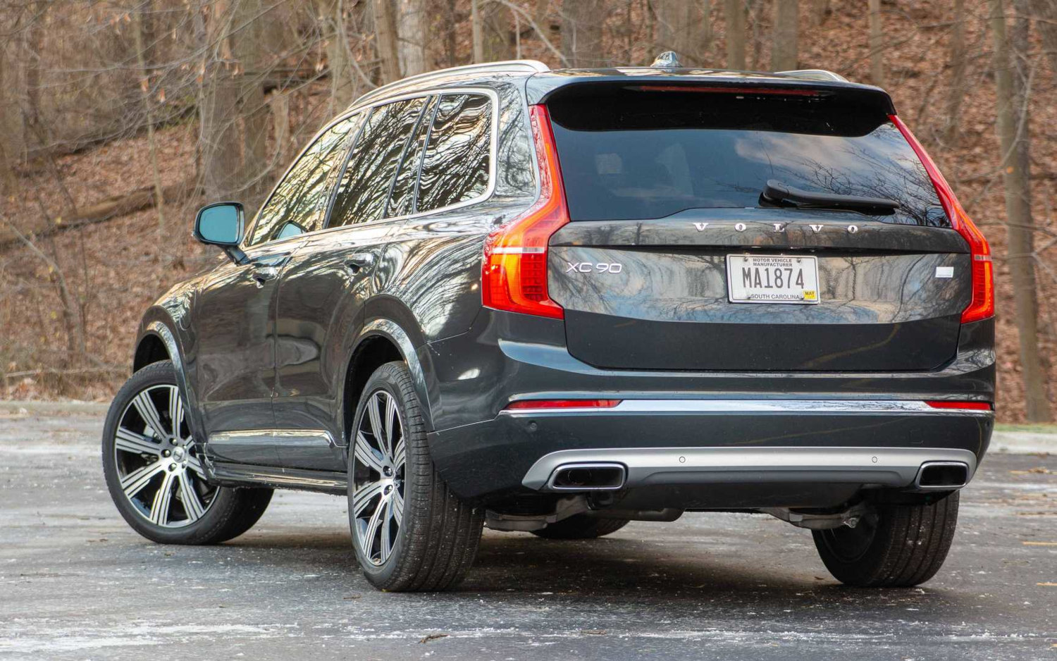 Comparison Volvo XC60 T8 R Design Hybrid 2019 Vs Volvo XC90 